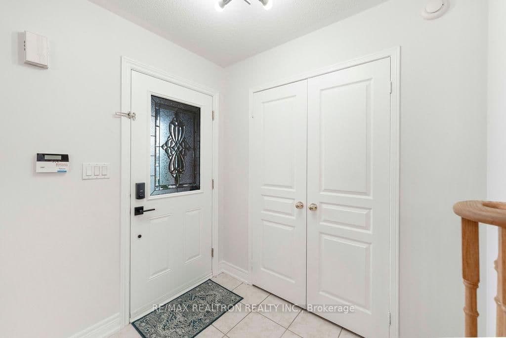 2334 Bur Oak Avenue thumbnail 21