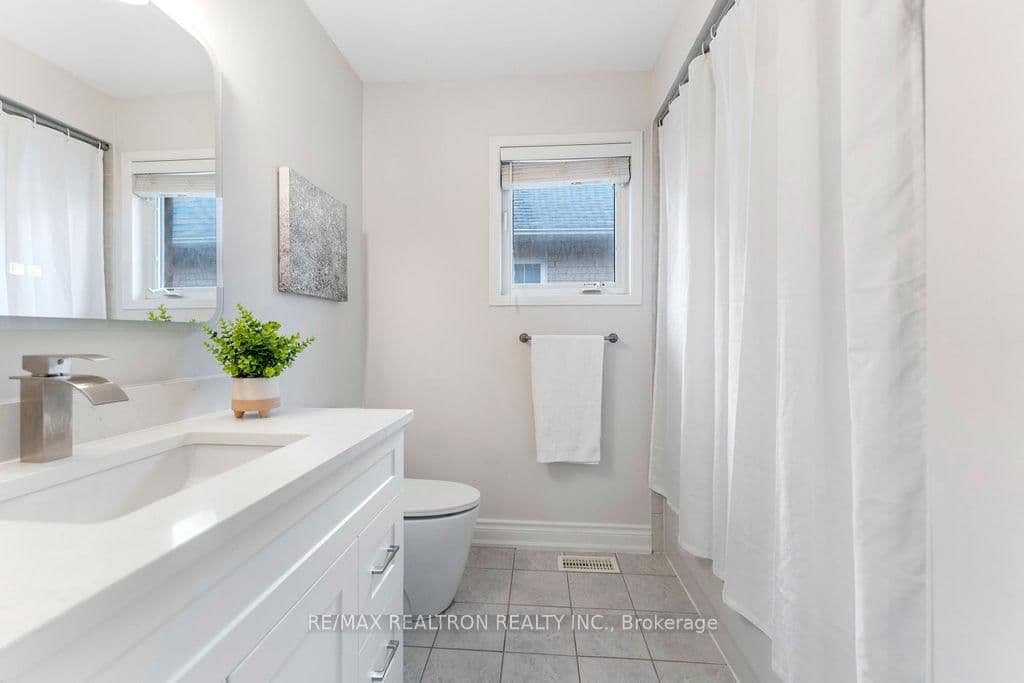 2334 Bur Oak Avenue thumbnail 32