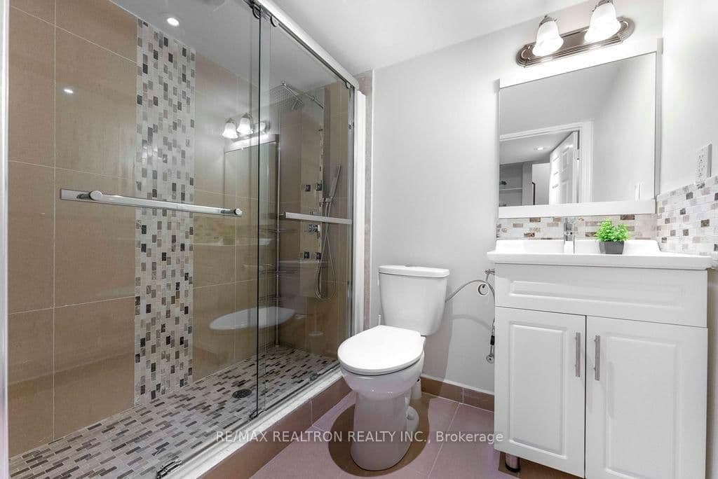 2334 Bur Oak Avenue thumbnail 40