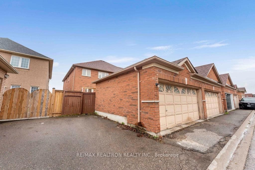 2334 Bur Oak Avenue thumbnail 48