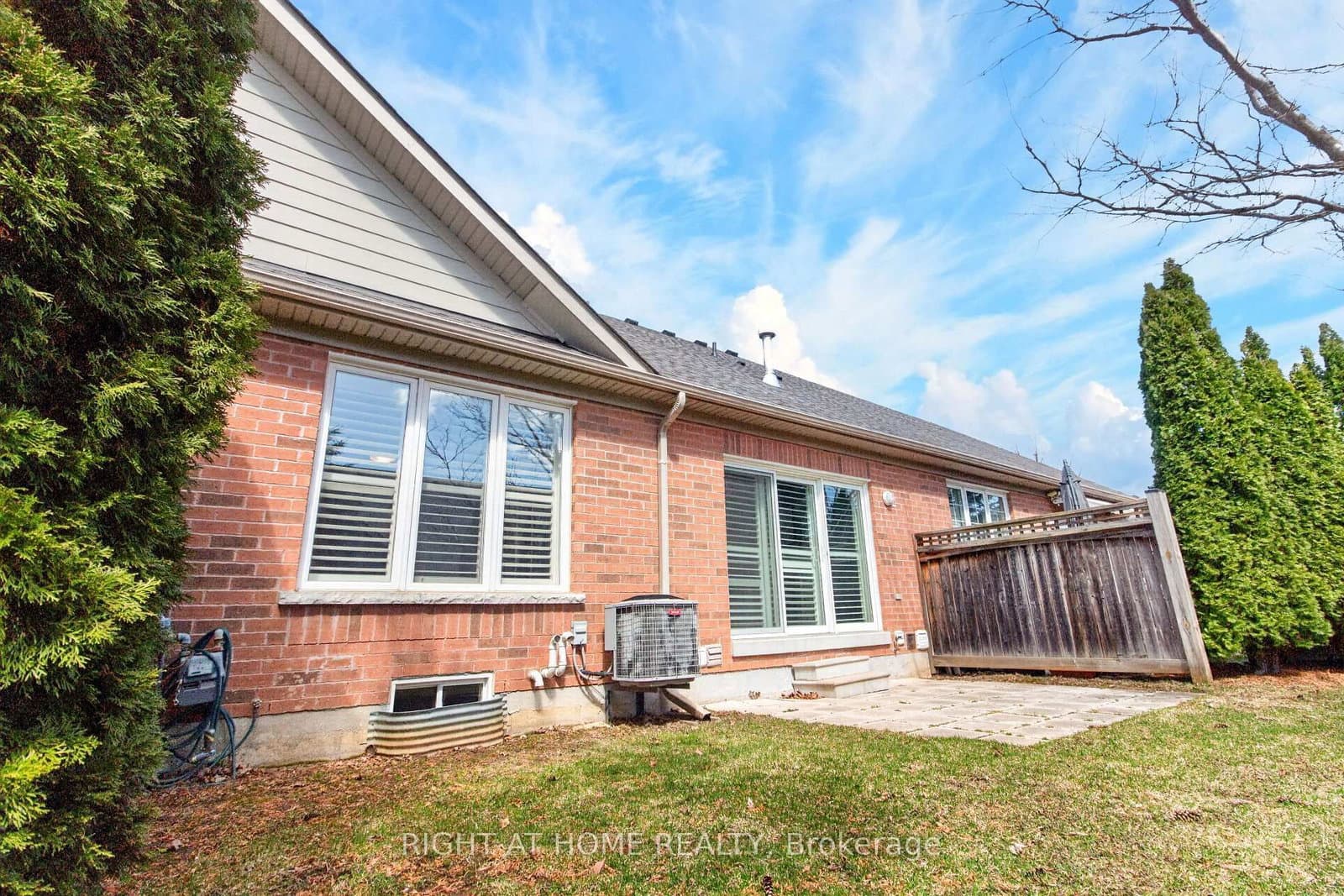 145 Louisbourg Way thumbnail 26