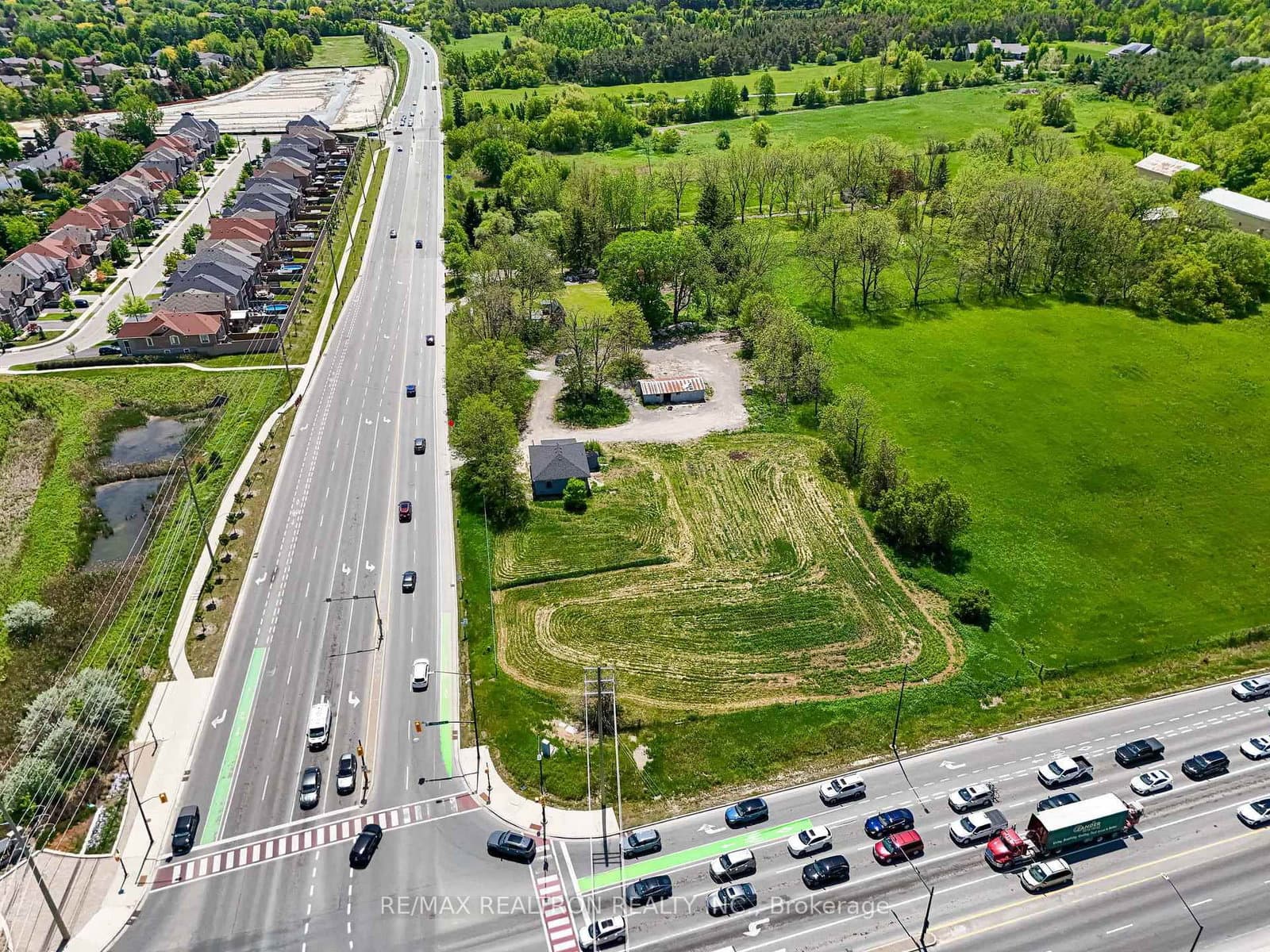 17440 Bathurst Street thumbnail 10