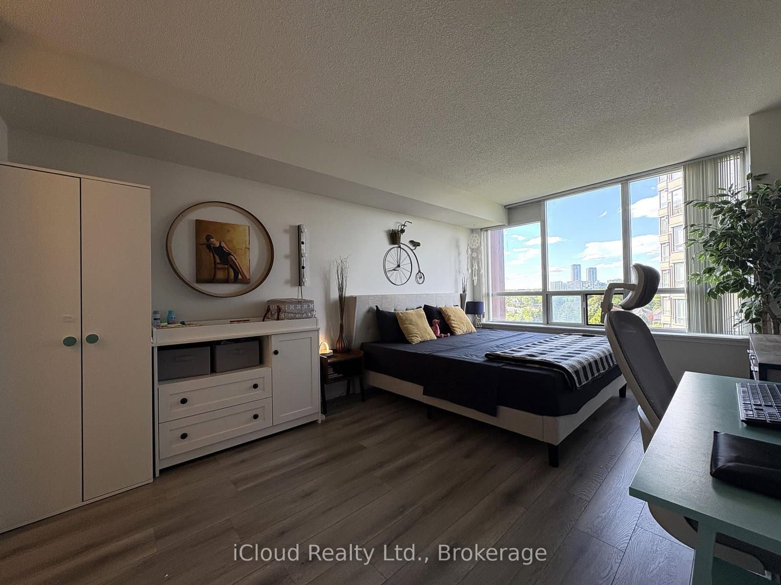 91 Townsgate Drive, Unit 710 thumbnail 13