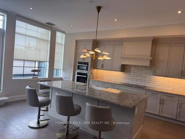 20 Fred Varley Drive, Unit PH9 thumbnail 10