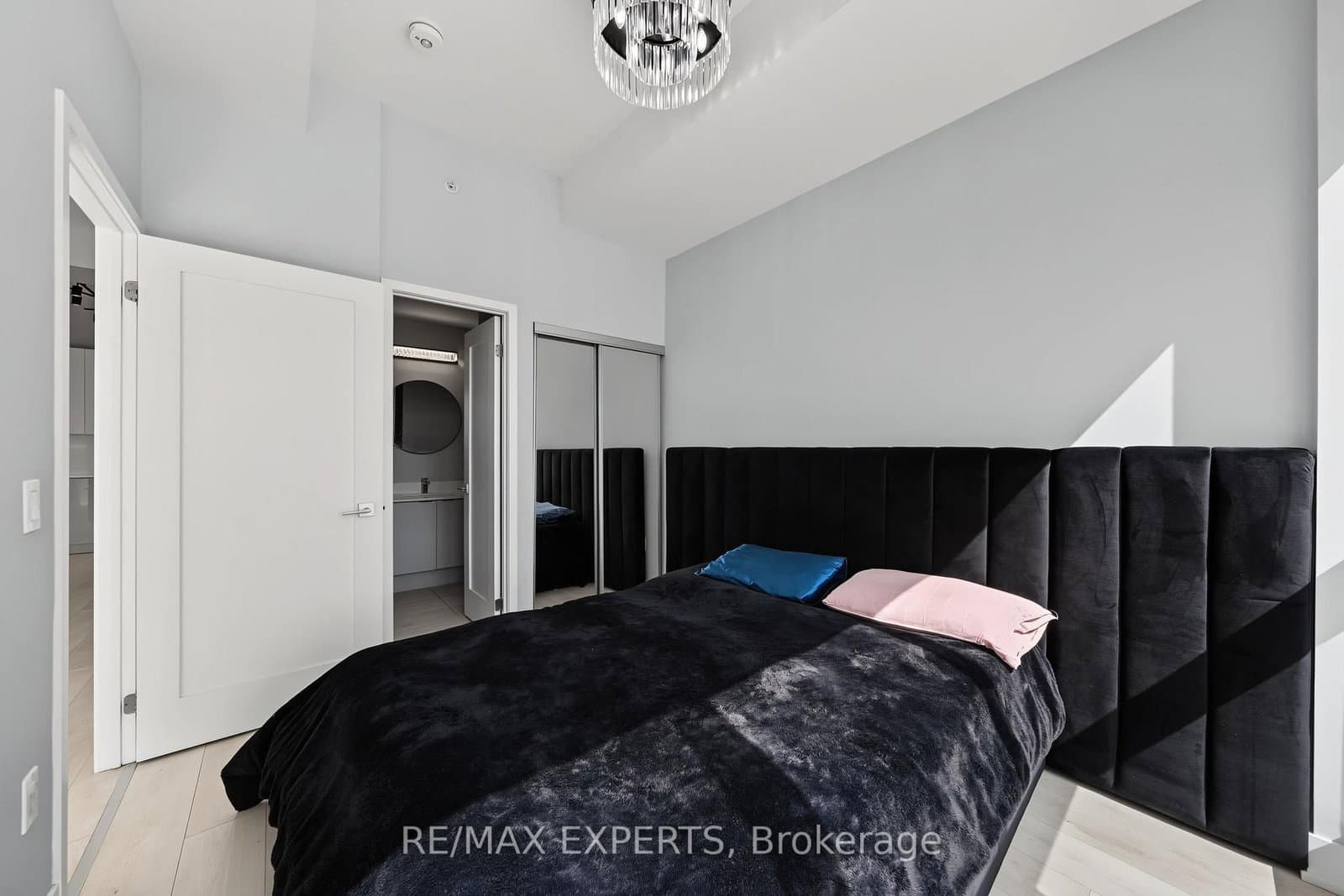 2916 Highway 7, Unit 201 thumbnail 21