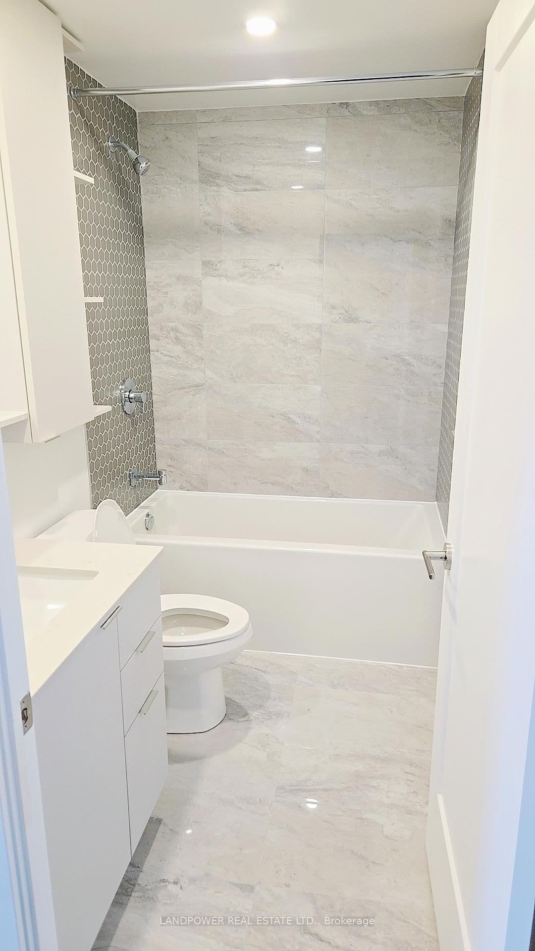 9 Clegg Road, Unit 1117 thumbnail 3