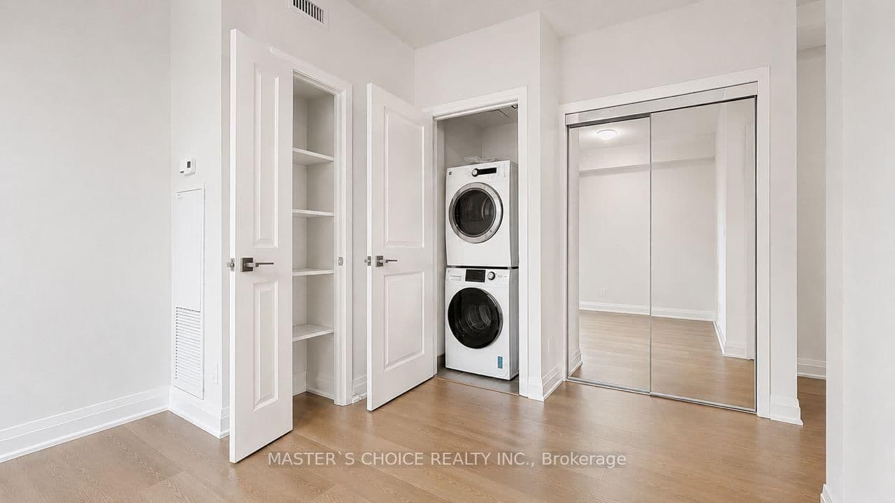 7161 Yonge Street, Unit 2732 thumbnail 16