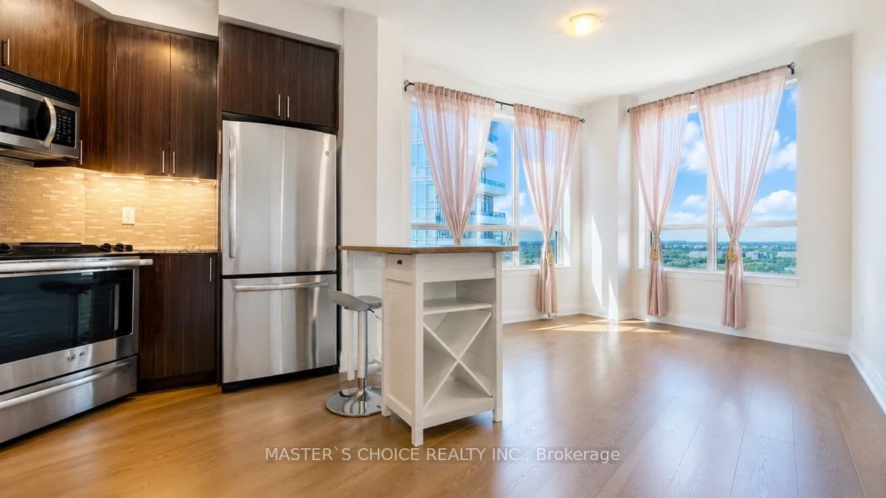 7161 Yonge Street, Unit 2732 thumbnail 4
