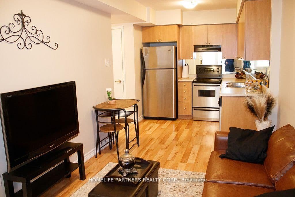 2275 Bur Oak Avenue, Unit 61 thumbnail 7