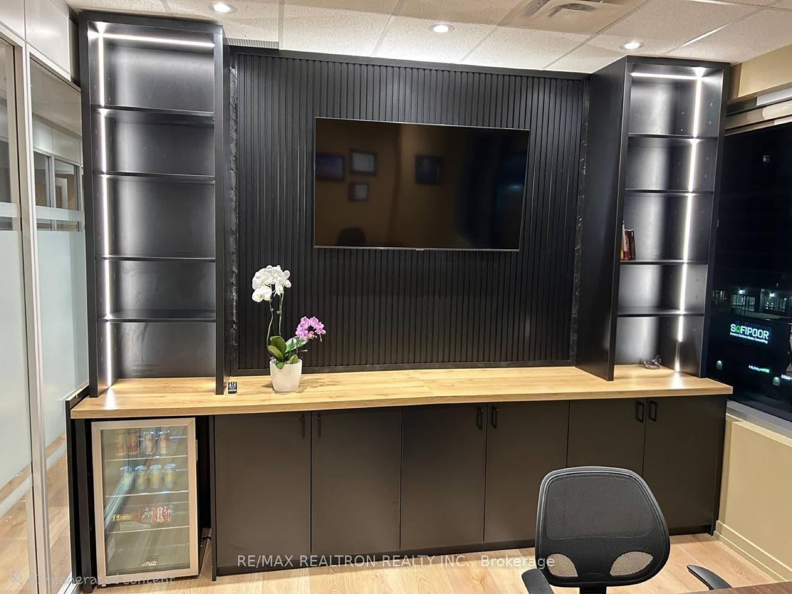 7191 Yonge Street, Unit 506 thumbnail 11