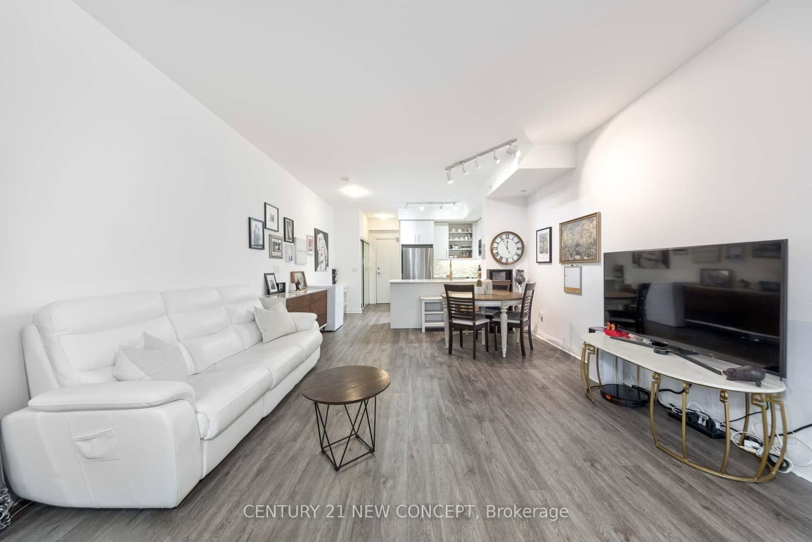 55 Oneida Crescent, Unit 409 thumbnail 11