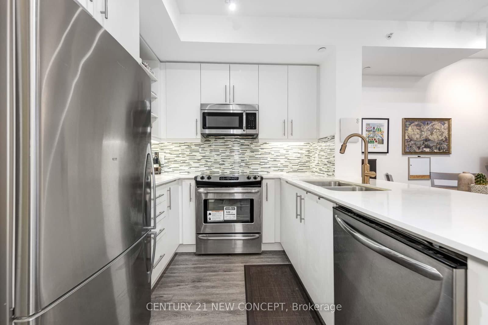 55 Oneida Crescent, Unit 409 thumbnail 4