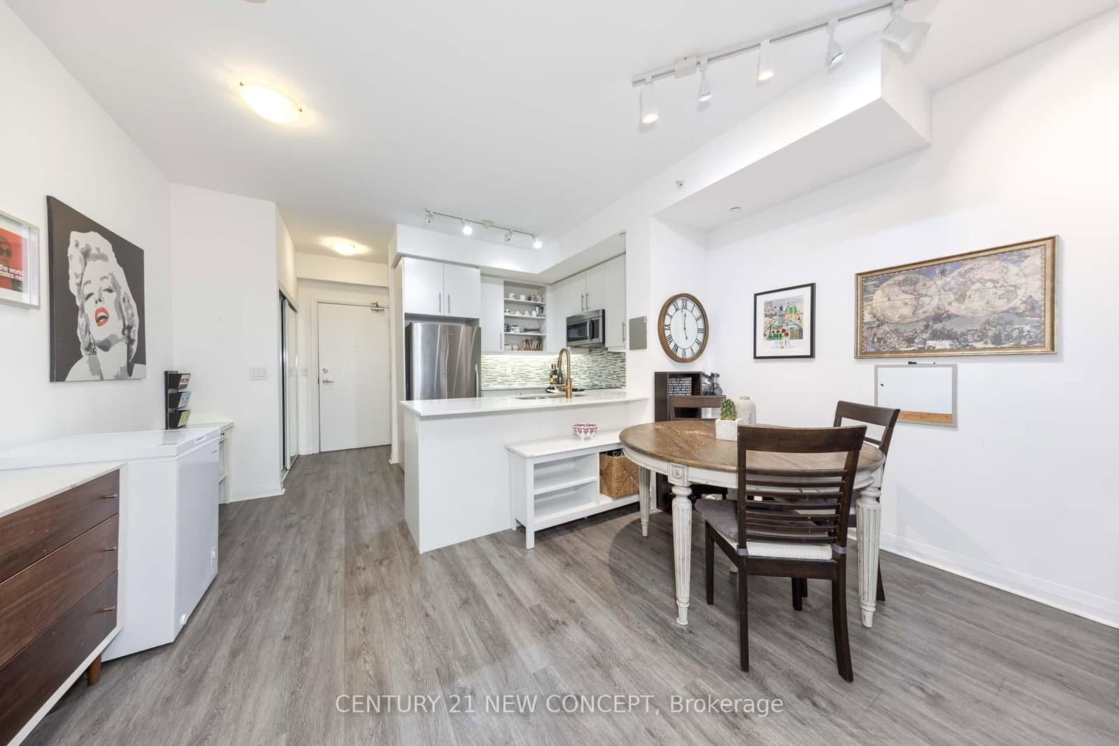 55 Oneida Crescent, Unit 409 thumbnail 7