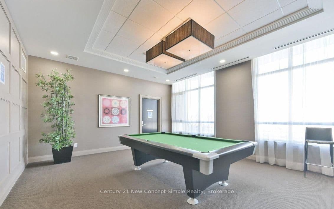 131 Upper Duke Crescent, Unit 904 thumbnail 6