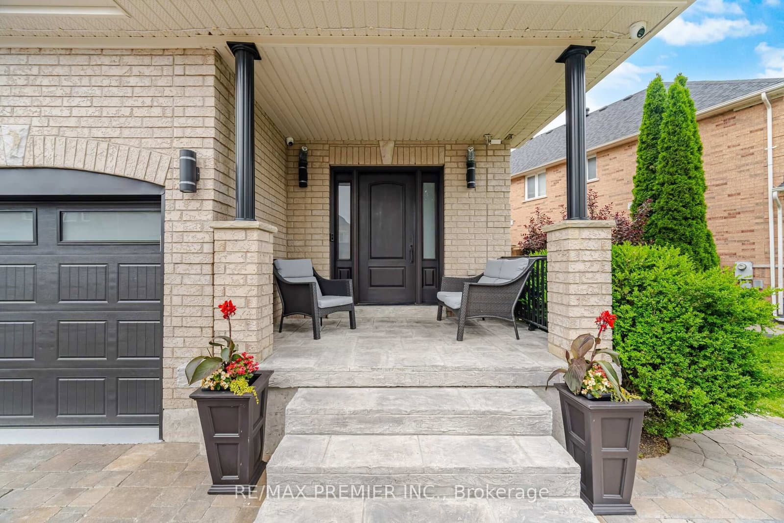 25 Andrew Hill Drive thumbnail 2