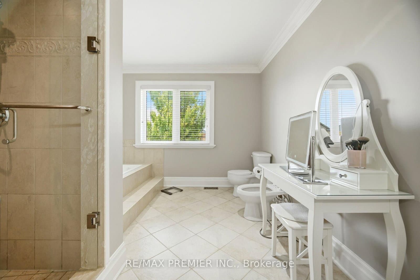 25 Andrew Hill Drive thumbnail 24