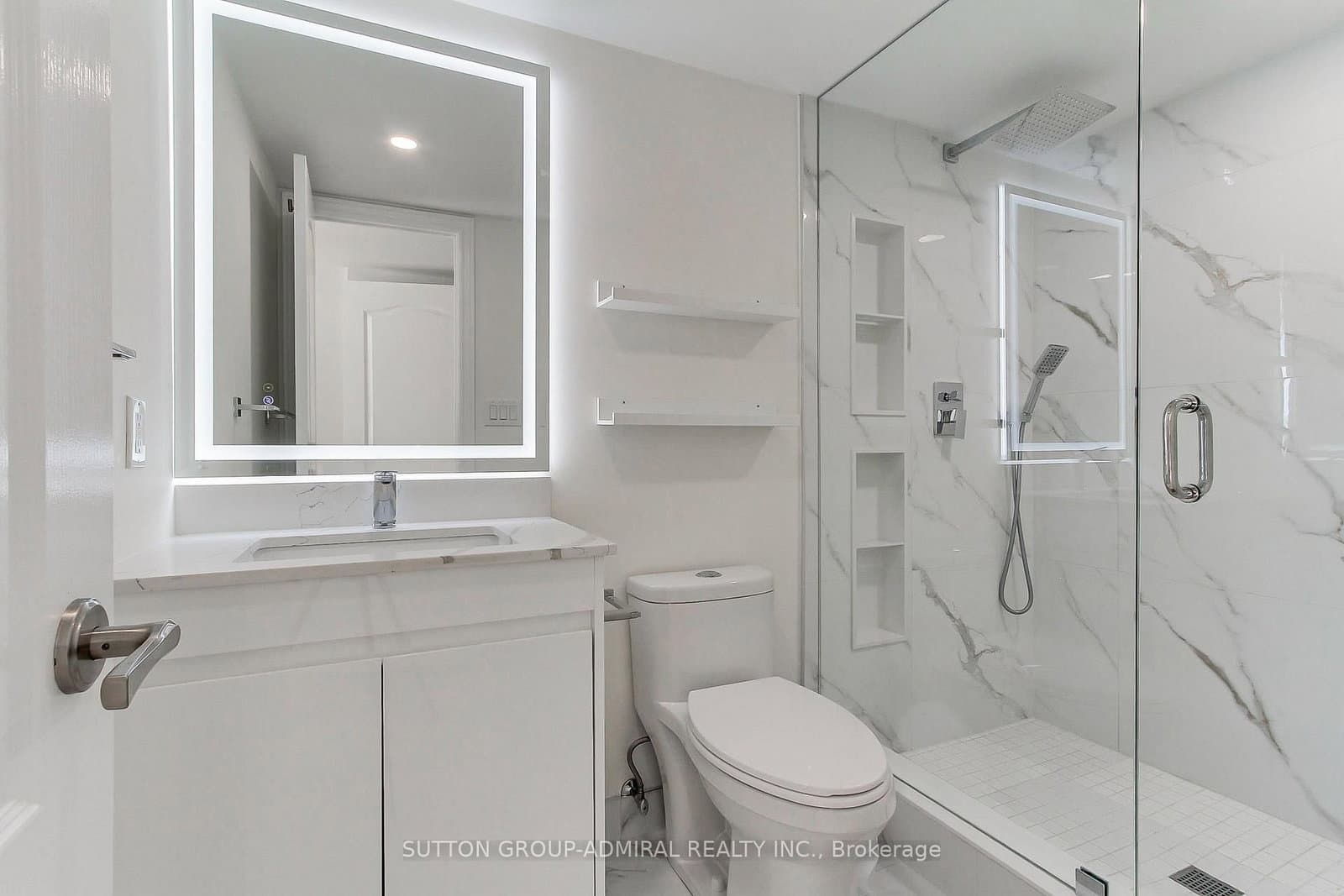 50 DISERA Drive, Unit 905 thumbnail 27