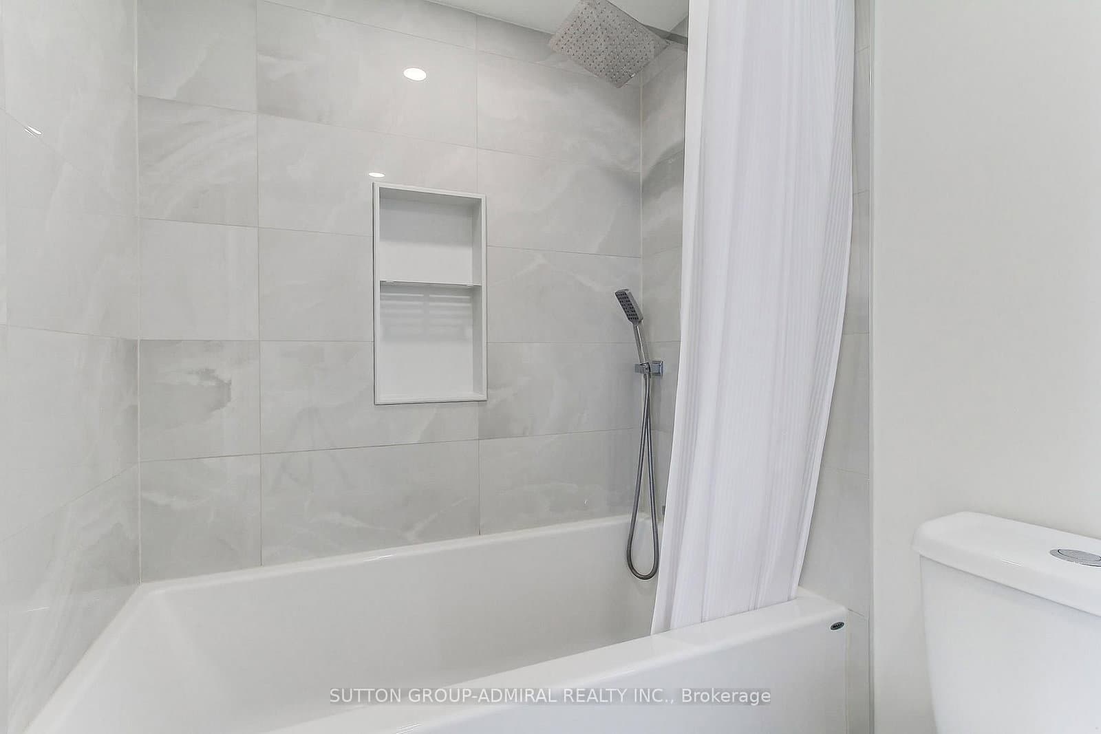 50 DISERA Drive, Unit 905 thumbnail 33
