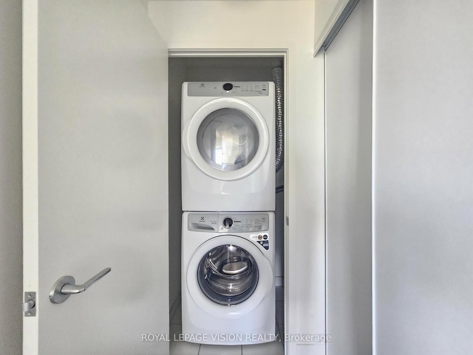 56 Andre De Grasse Street, Unit 1517 thumbnail 17