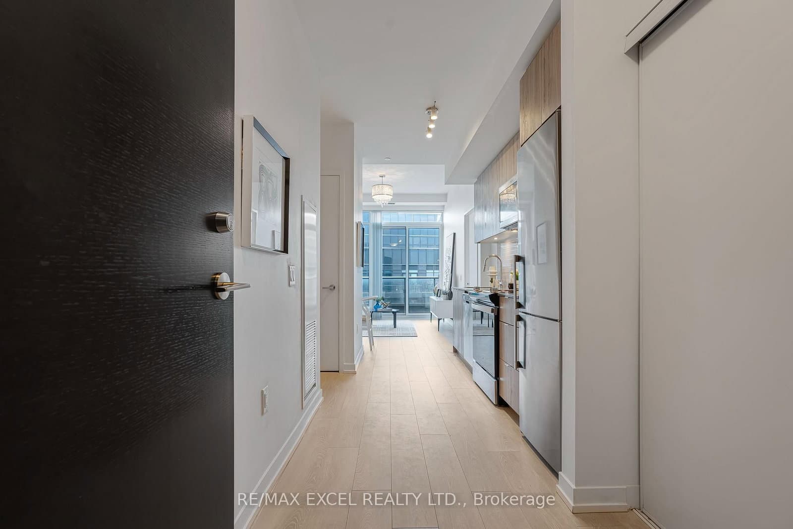 8868 Yonge Street, Unit 1801 thumbnail 4
