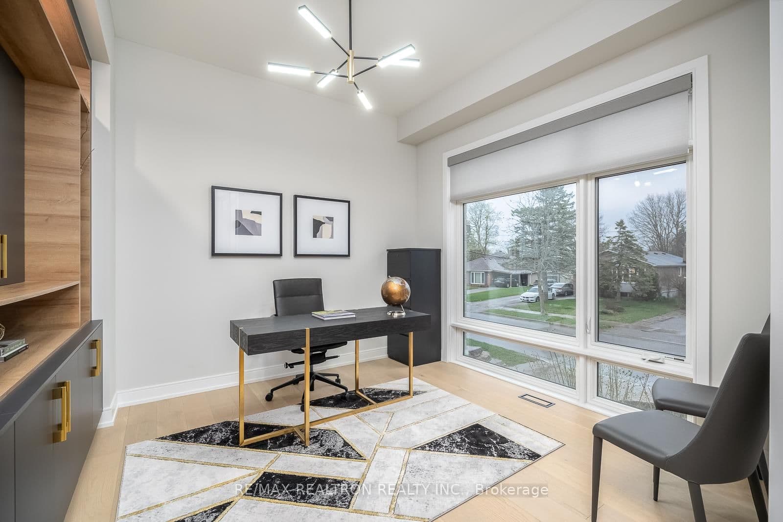 70 Collins Crescent thumbnail 14