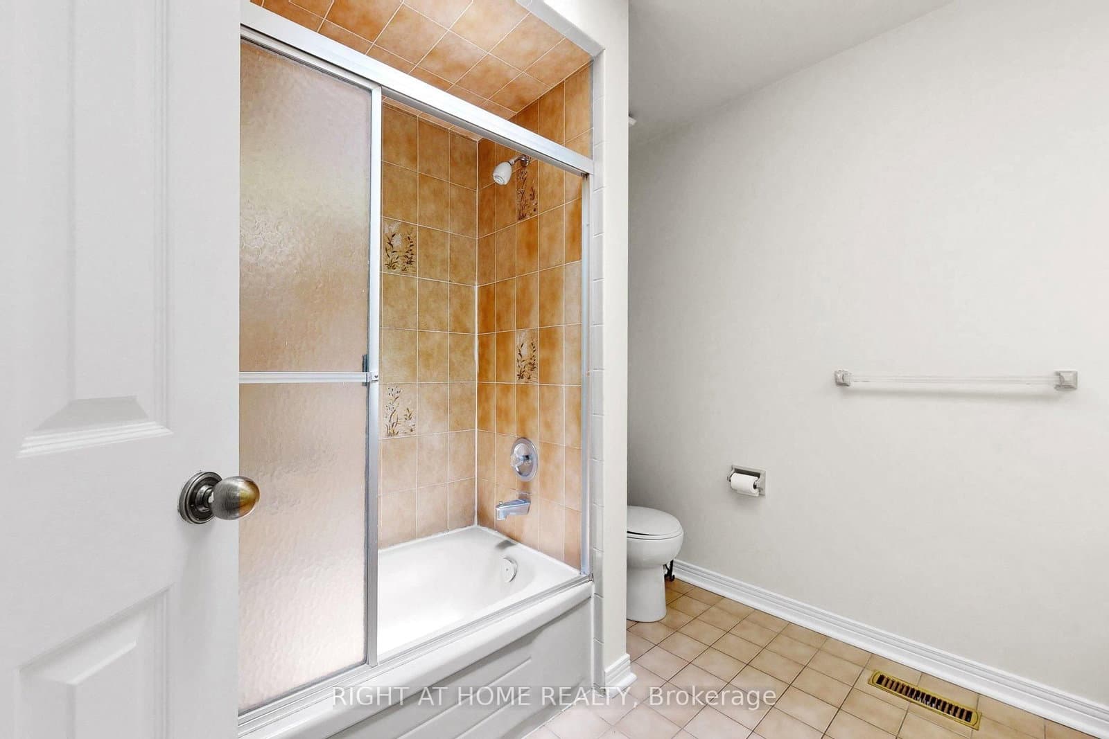103 Heatherton Way thumbnail 33