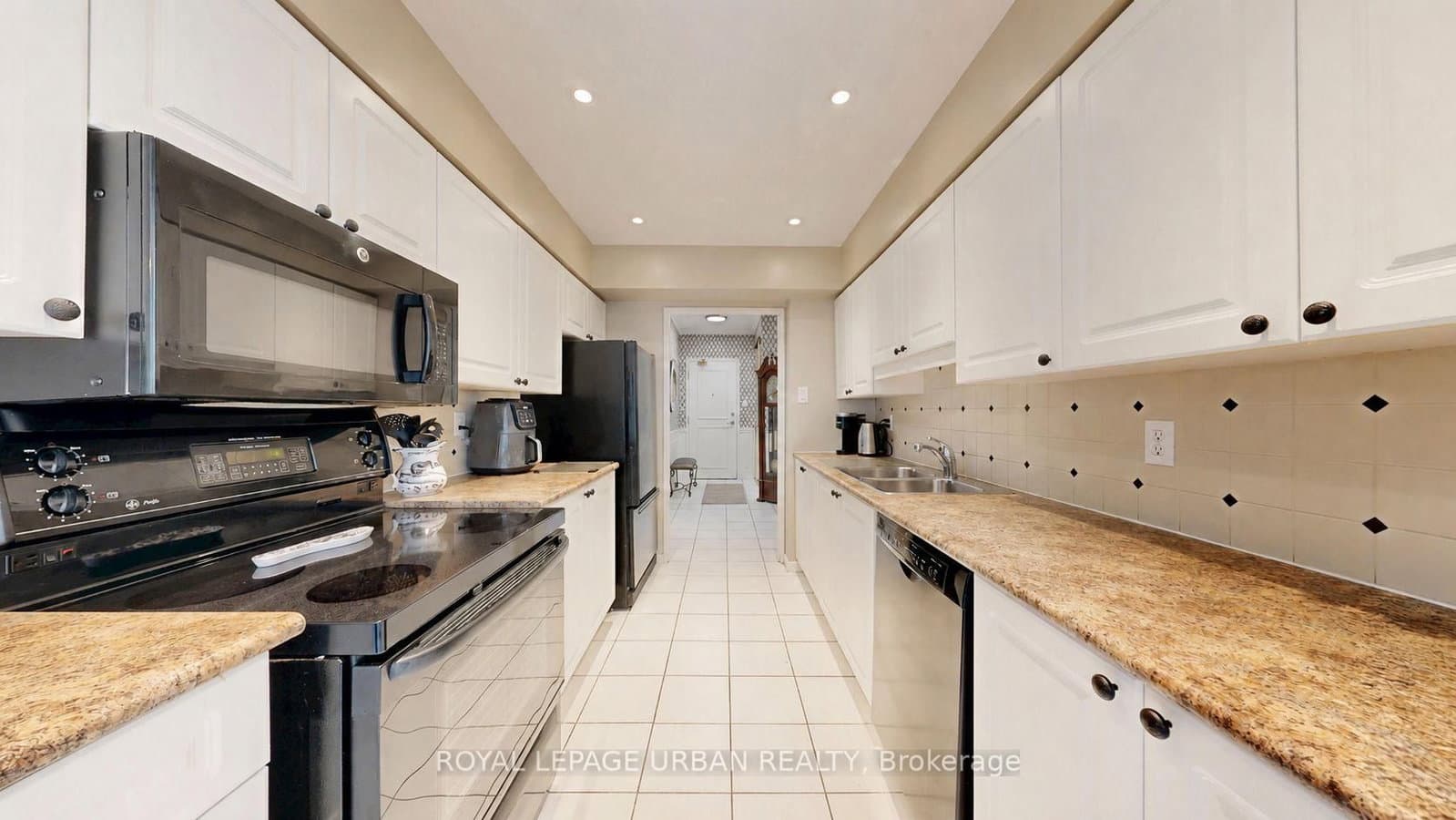 11 Townsgate Drive, Unit 110 thumbnail 14