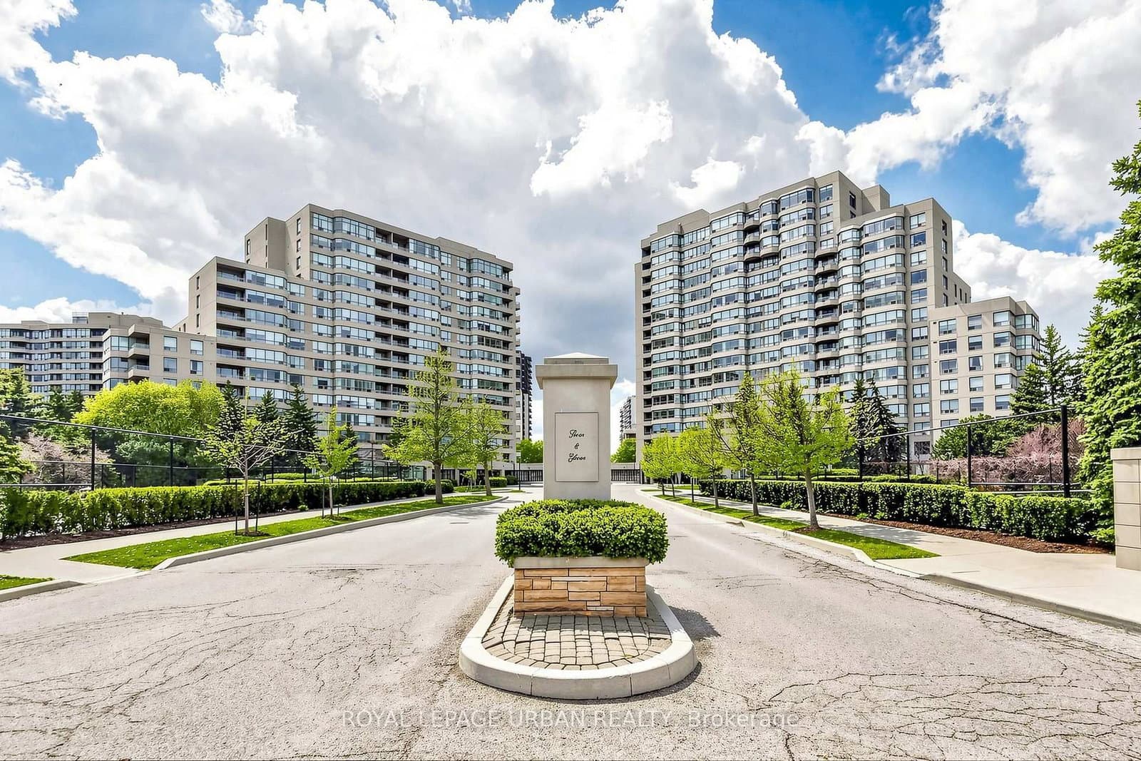 11 Townsgate Drive, Unit 110 thumbnail 2