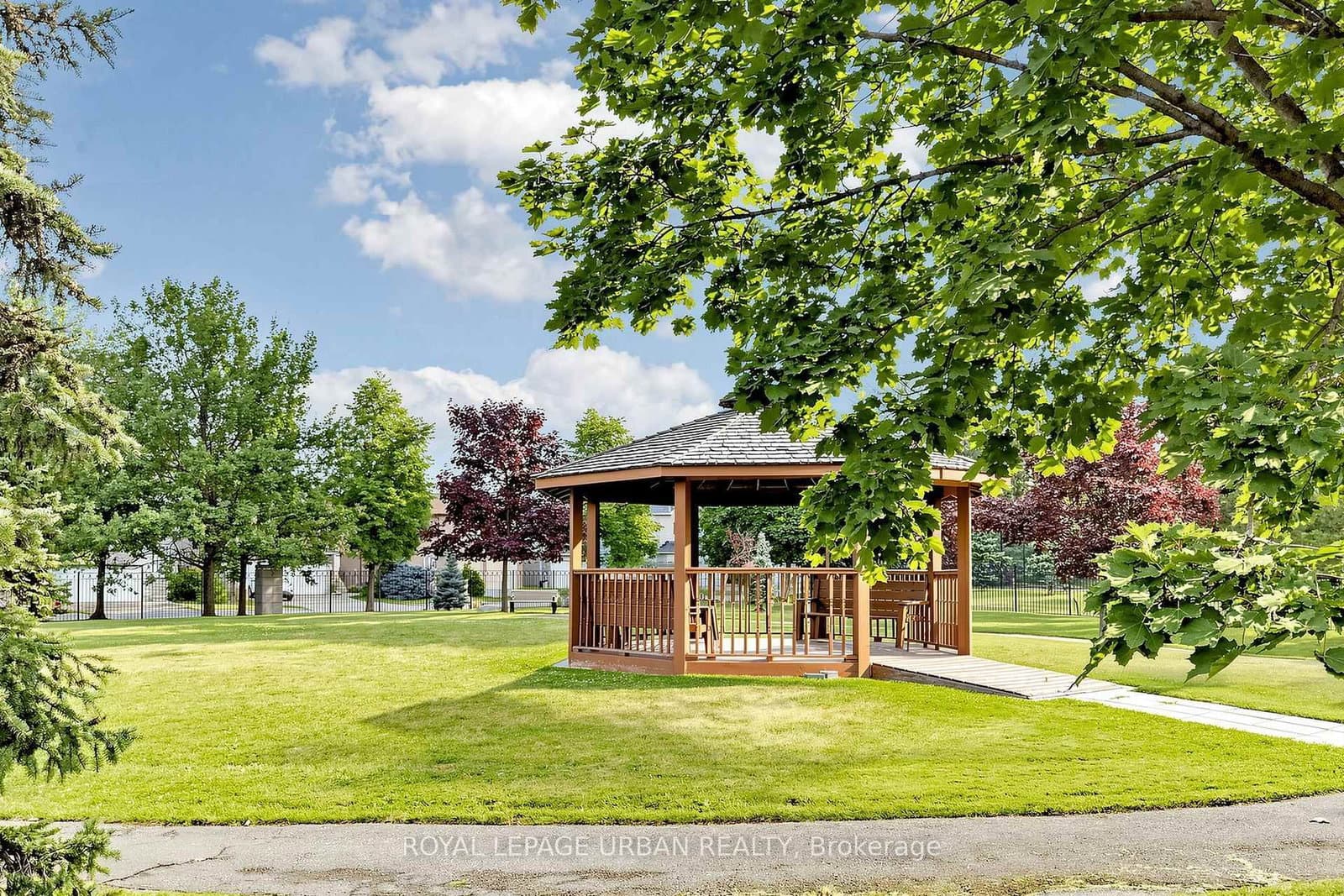 11 Townsgate Drive, Unit 110 thumbnail 41