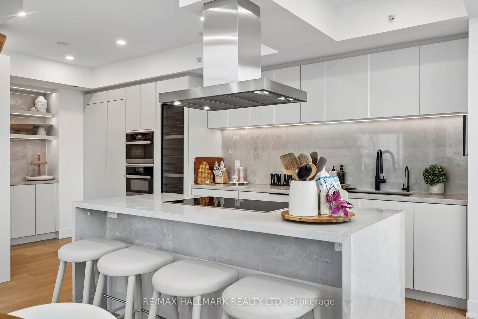2908 Highway 7, Unit PH3806 thumbnail 21
