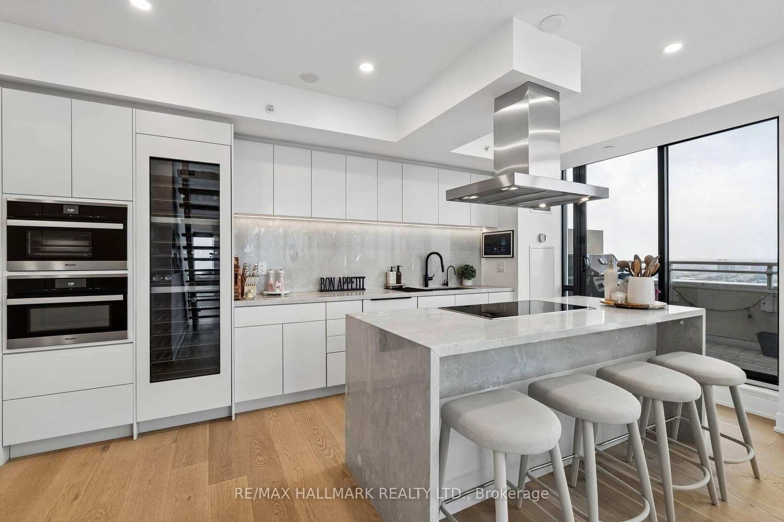 2908 Highway 7, Unit PH3806 thumbnail 23