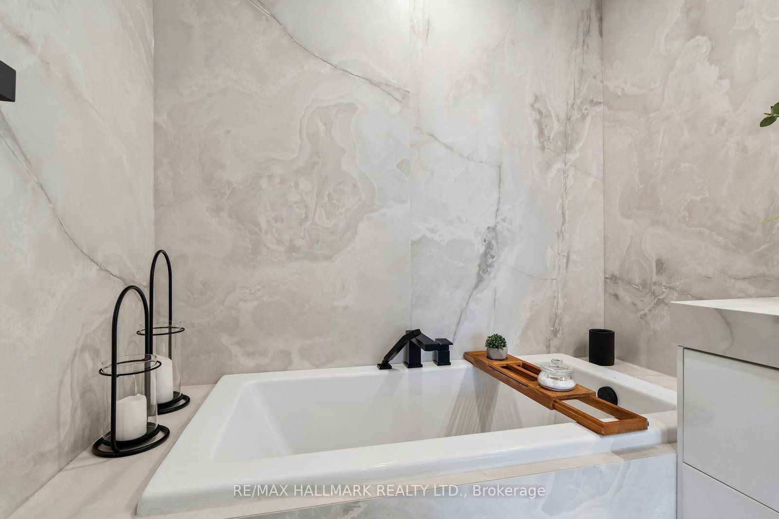 2908 Highway 7, Unit PH3806 thumbnail 33