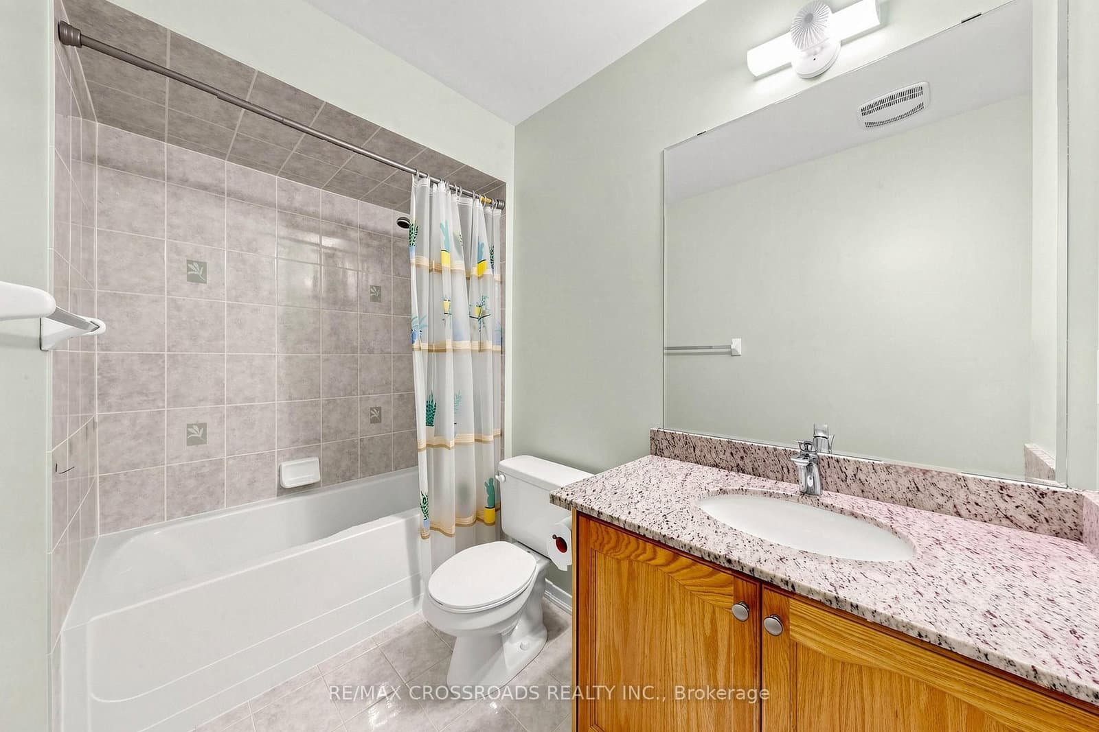 41 Prince Charles Way thumbnail 19