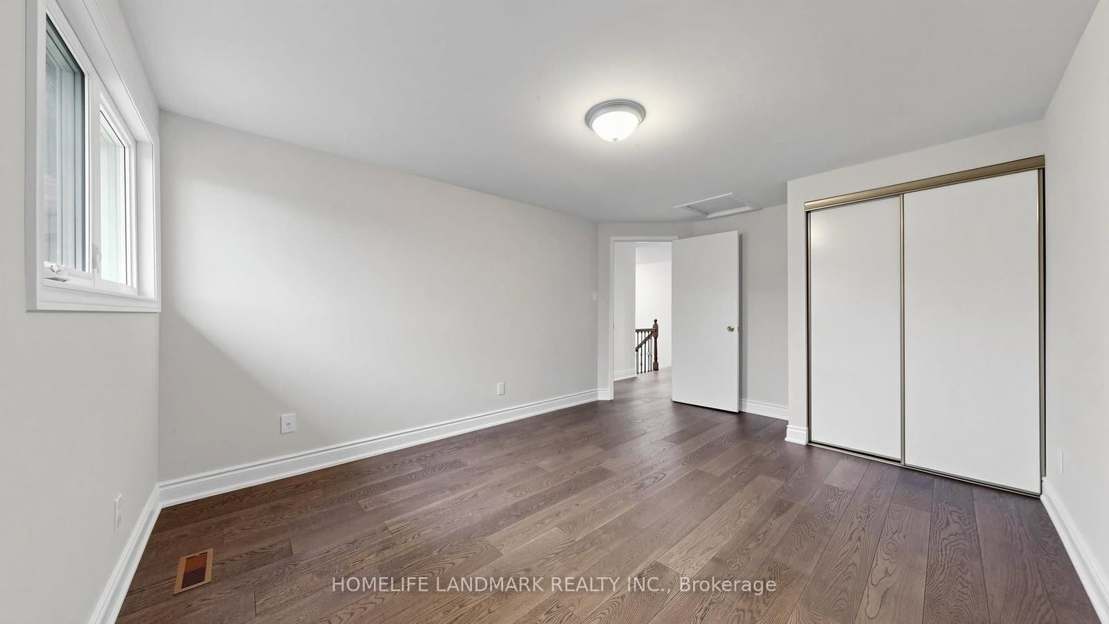 31 Fullerton Crescent thumbnail 35