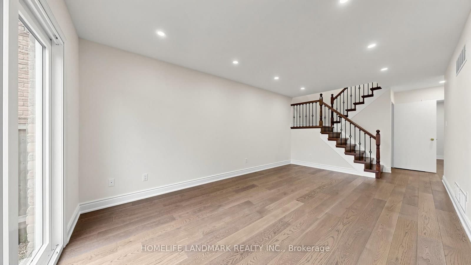 31 Fullerton Crescent thumbnail 7