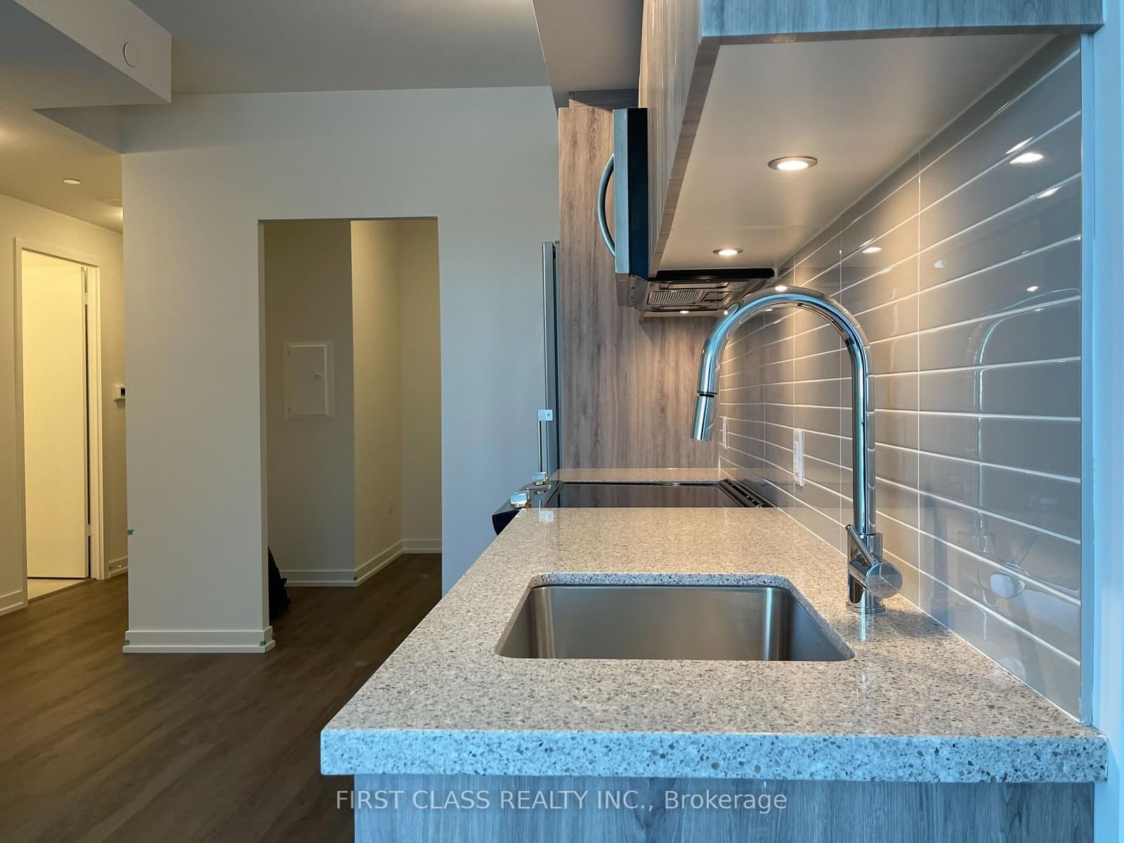 8868 Yonge Street, Unit 503E thumbnail 8