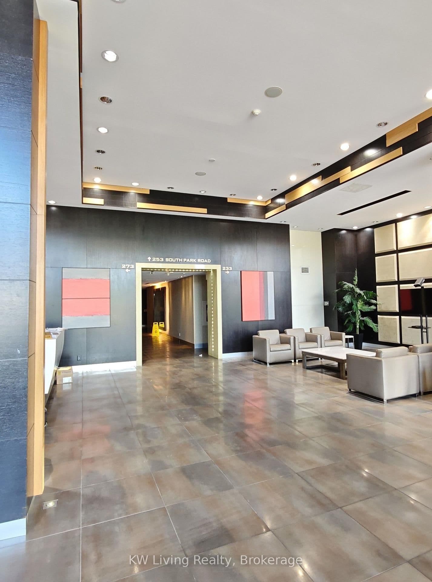233 South Park Road, Unit 515 thumbnail 13