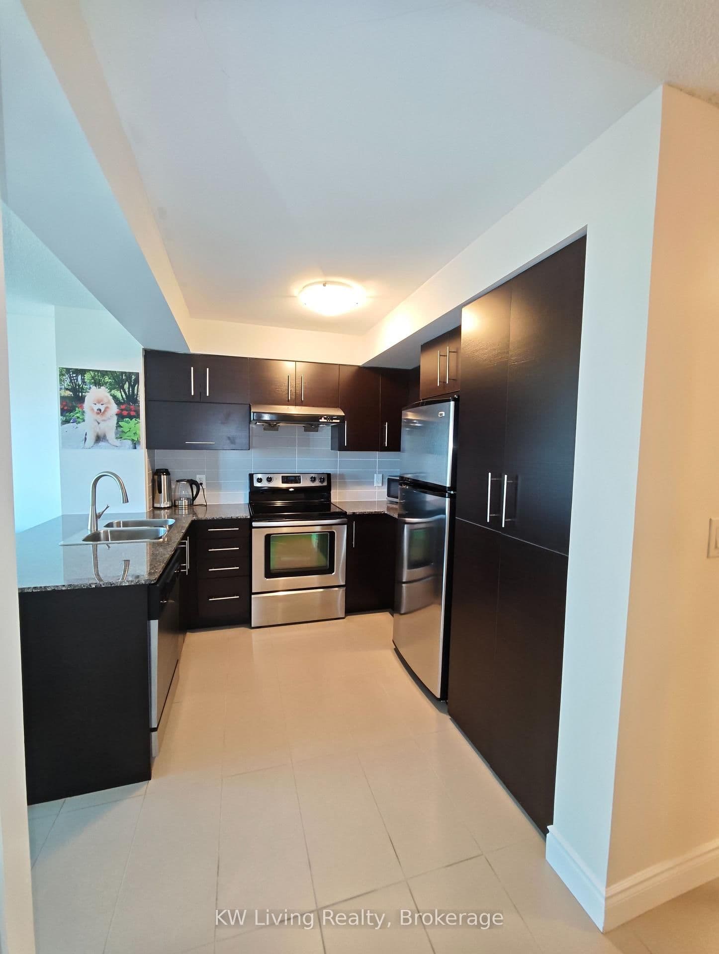 233 South Park Road, Unit 515 thumbnail 3