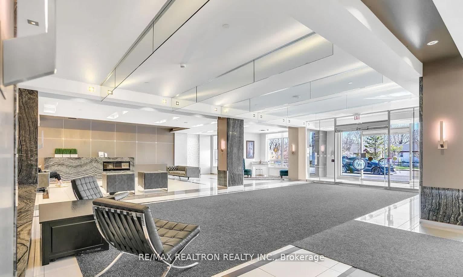 7165 Yonge Street, Unit 1515 thumbnail 10
