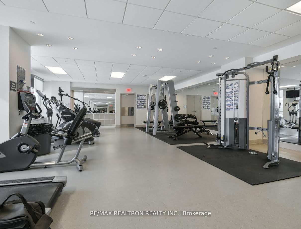 7165 Yonge Street, Unit 1515 thumbnail 13
