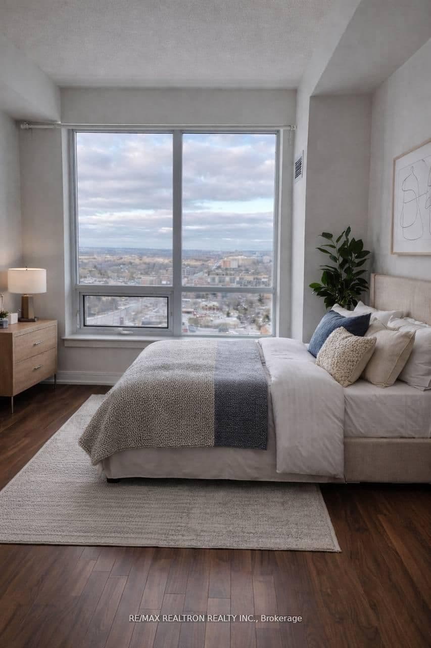 7165 Yonge Street, Unit 1515 thumbnail 5