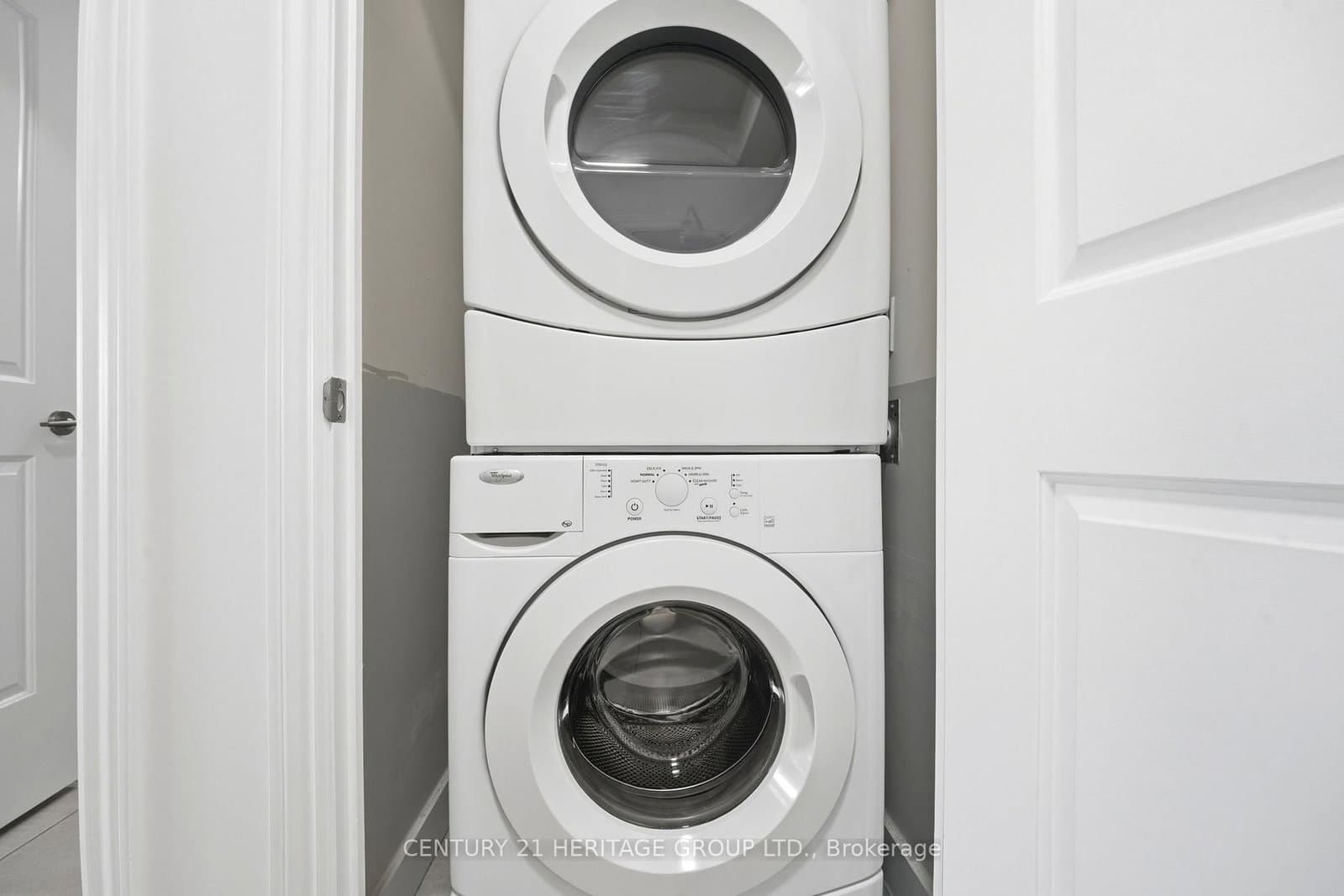9090 Yonge Street, Unit 1106B thumbnail 23