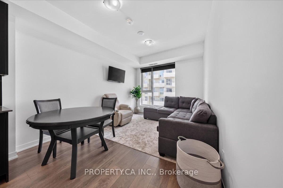 474 Caldari Road, Unit 1902 thumbnail 5