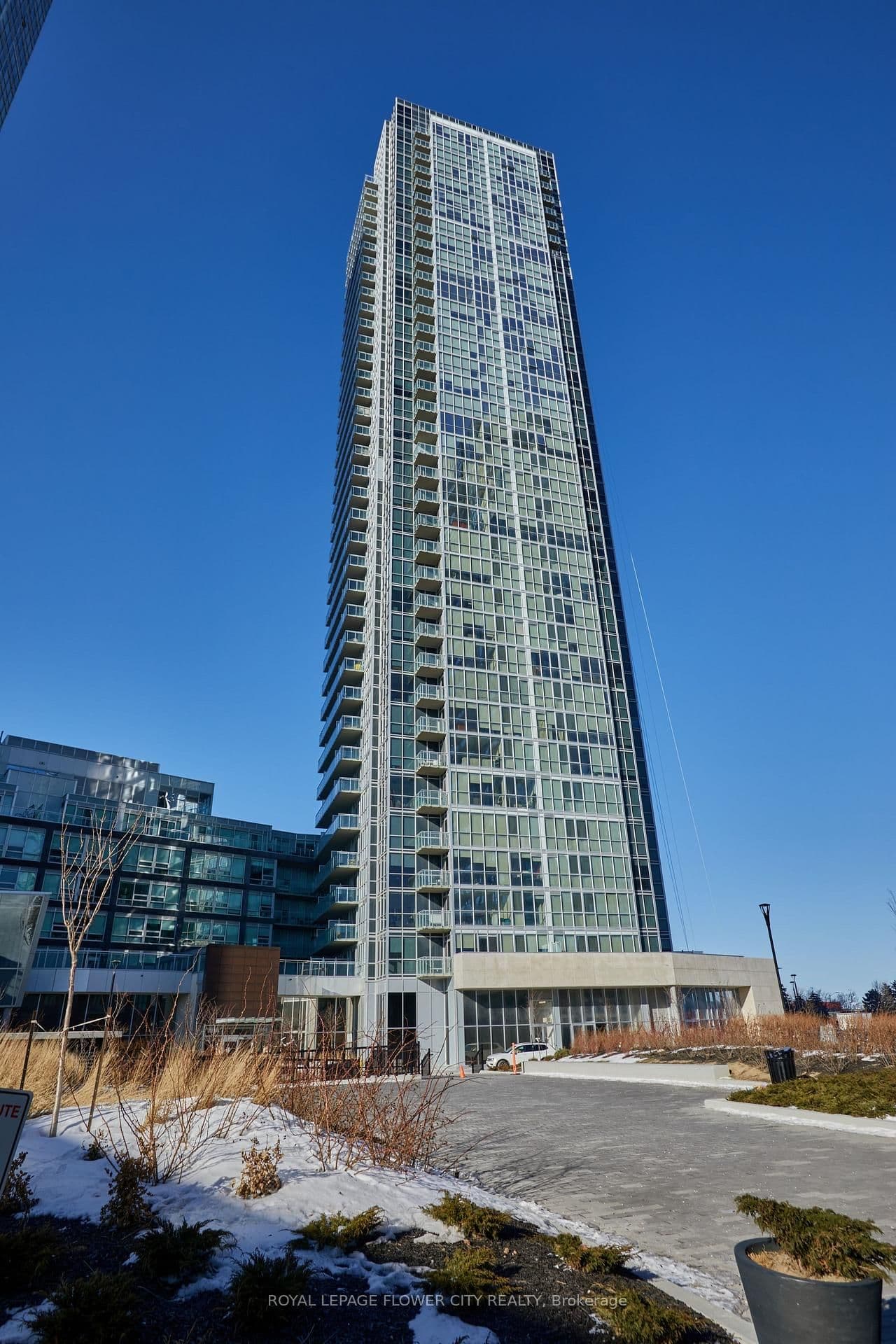2908 Highway 7 Road, Unit 325 thumbnail 5