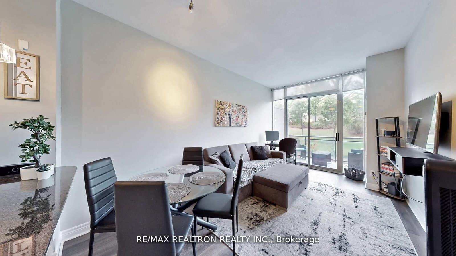 330 Red Maple Road, Unit 103 thumbnail 15