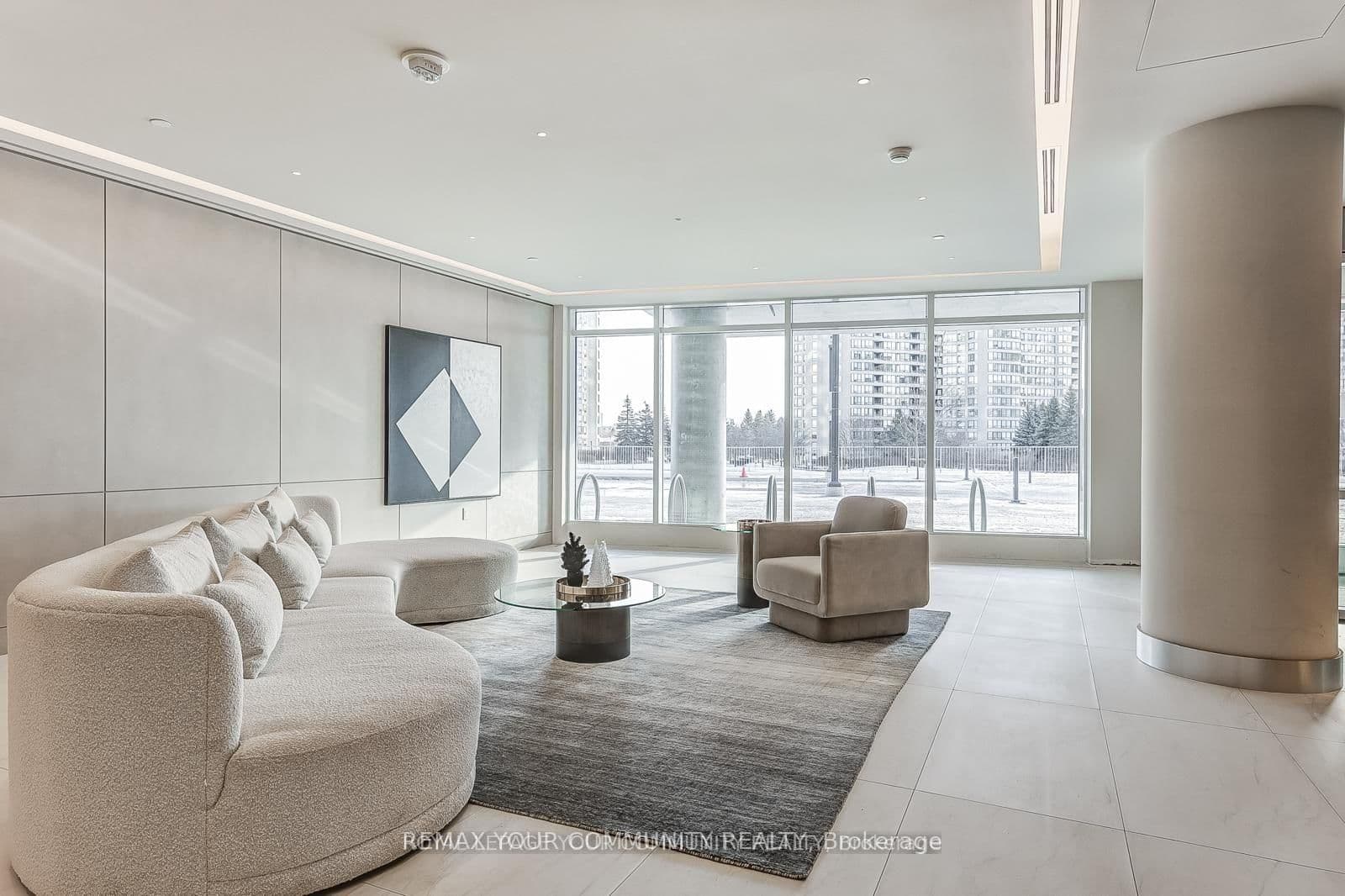 30 Upper Mall Way, Unit 3006 thumbnail 2