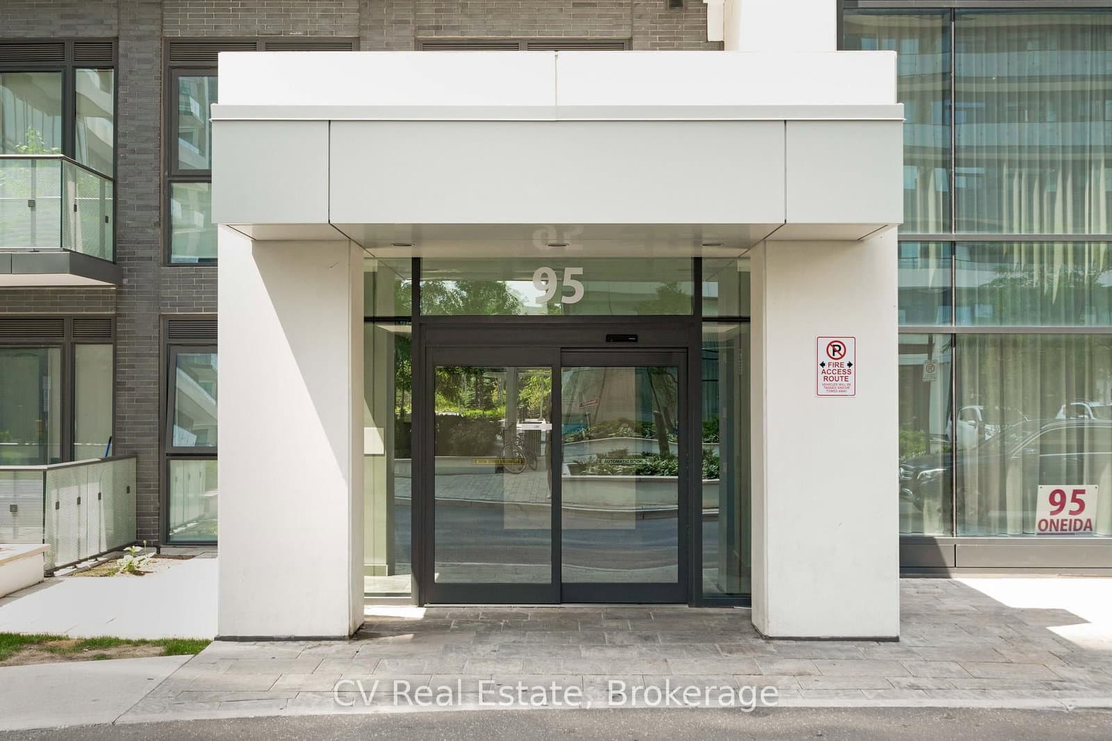 95 Oneida Crescent, Unit 1109 thumbnail 4