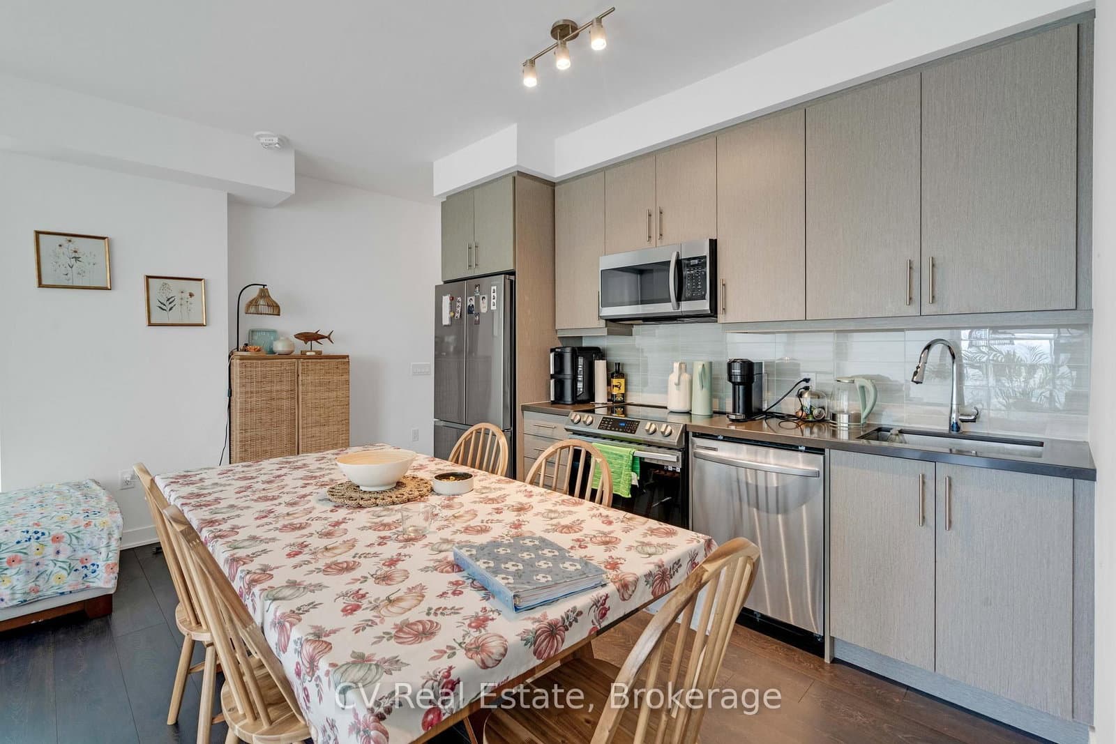 95 Oneida Crescent, Unit 1109 thumbnail 9