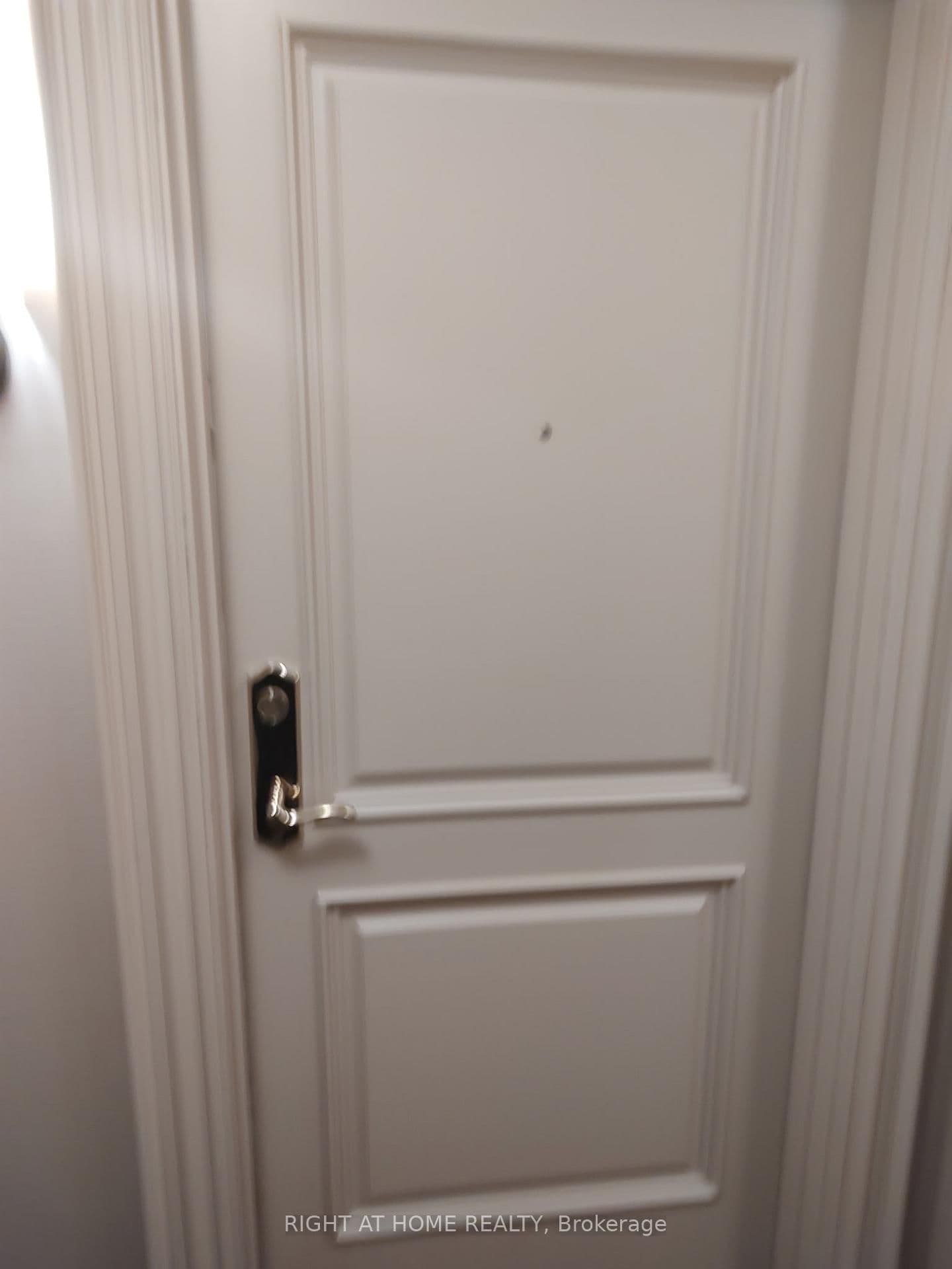 9245 Jane Street, Unit 701 - Image 1