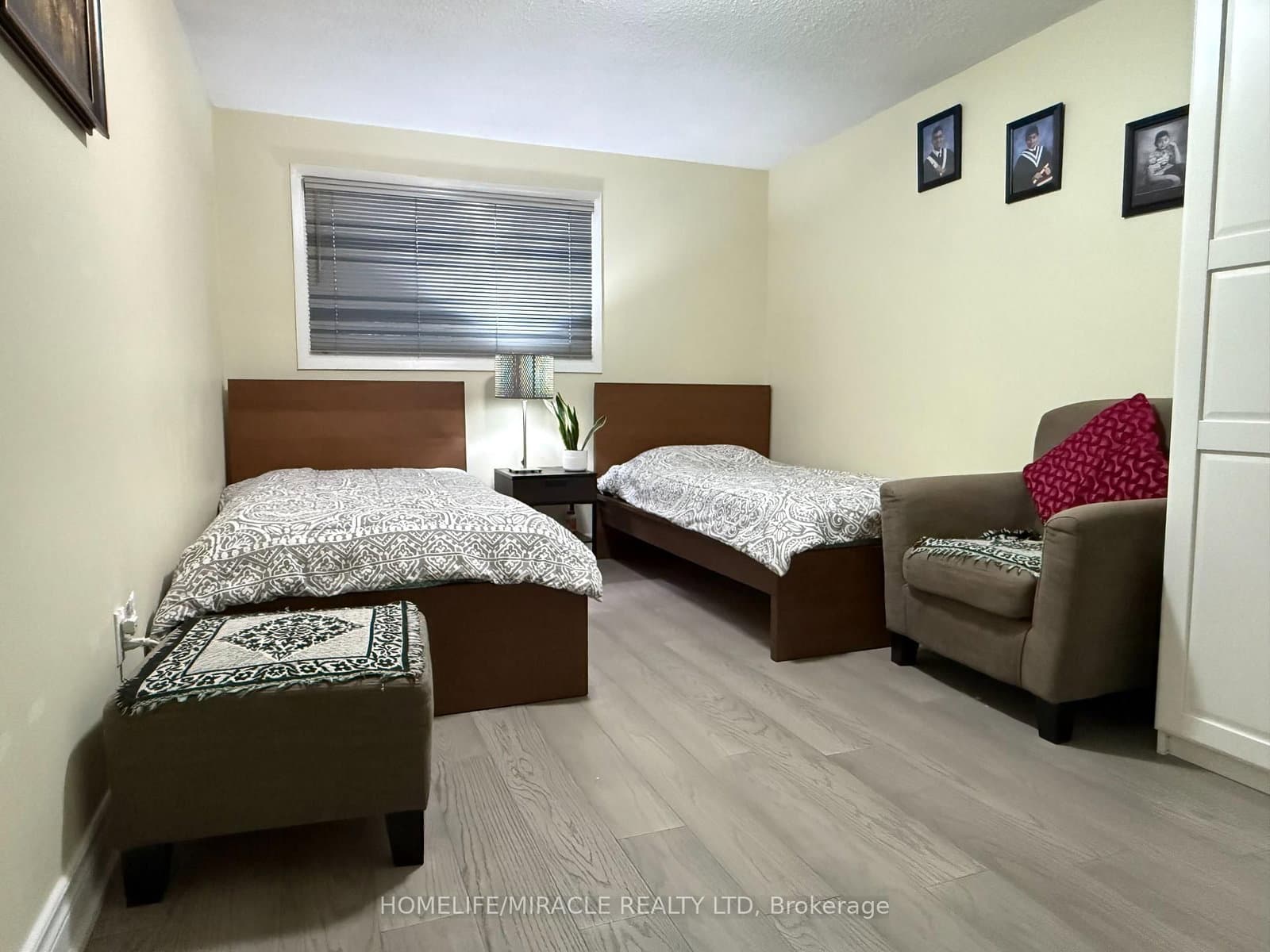 163 Mabley Crescent thumbnail 13